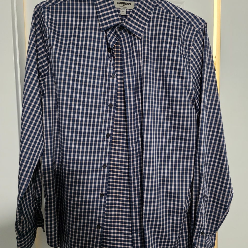 Lot of Express & Banana Republic Button downs - Picture 9 of 16